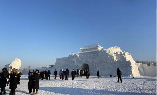 ������̫ƽ�ر�ѩ��ʳ�����R����̫ƽ��30�fƽ���׏V韈����c��Ȼ�����YԴ����7.5�f�����ױ�ѩ���@��